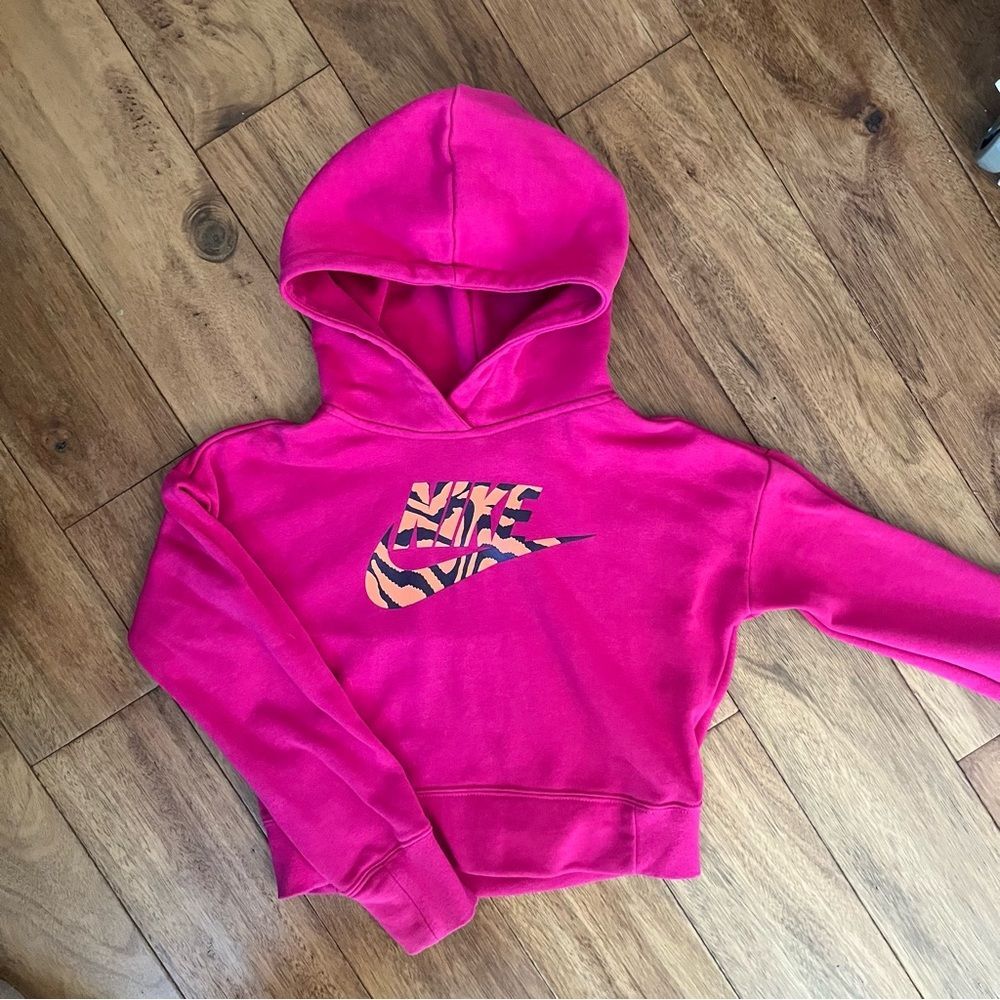 Nike Kids Cropped Hoodie with Zebra-patterned Logo Print - size M